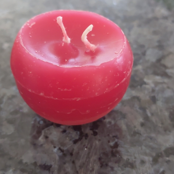 Candles - Picture 3 of 4